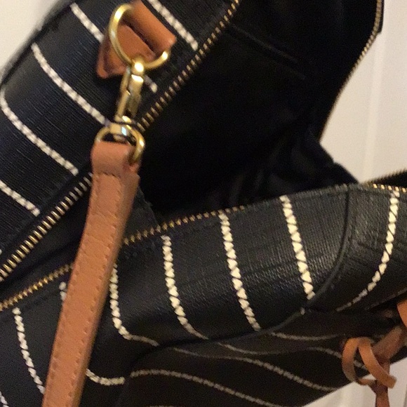 Fossil Rachel Style Crossbody Bag and matching Wallet - Picture 9 of 13